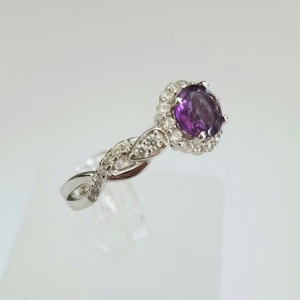 Sterling & Natural Amethyst Ring - Picture 5 of 8